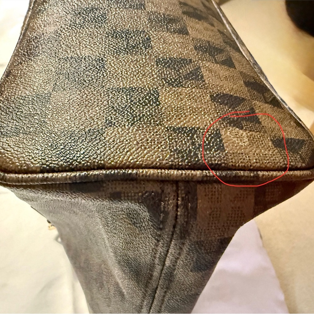 Michael Kors Jet Set Travel Checkered Tote Bag - Picture 7 of 16